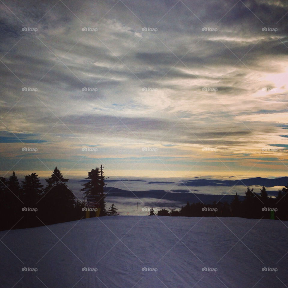 Sunrise from summit at stratton mountain, VT