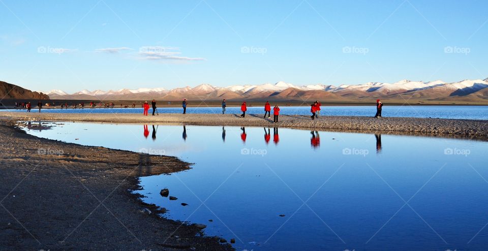 Tibetan lake 