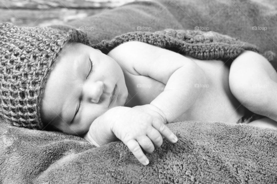 black & white newborn