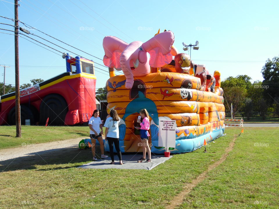 Noah's Ark. This is another featured activity for the kids at the Oct festival 2015. 👣 🚶 🏃 🔥 💨