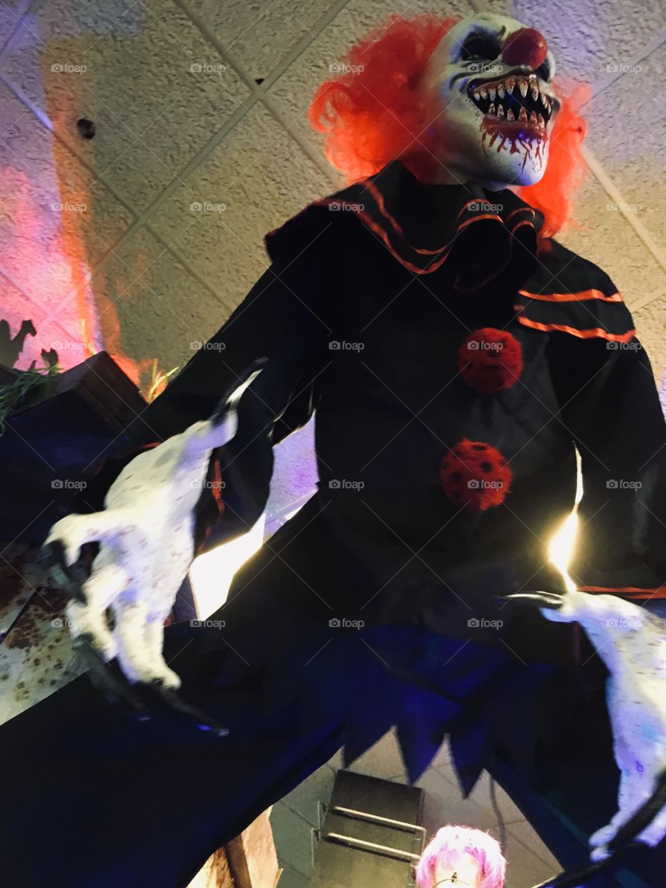 Scary clown at the wharf for Halloween🤡