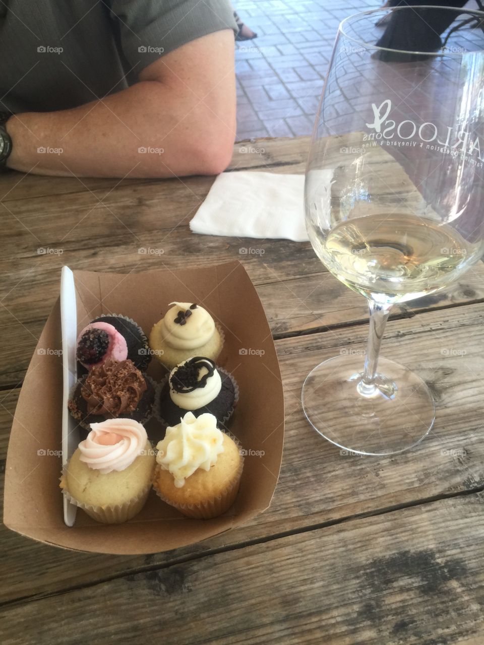 Wine tasting and cupcake tasting 