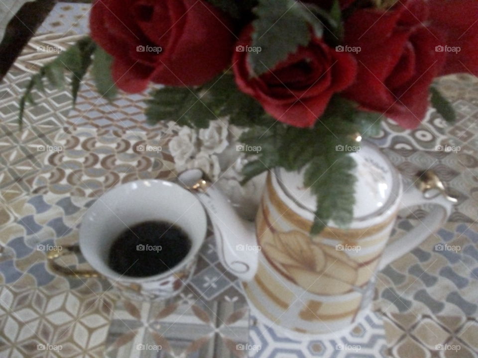 Aroma & café , define uma paixão mundial pelo sabor e o aroma do café. Bebida sempre bem vinda em qualquer momento e clima