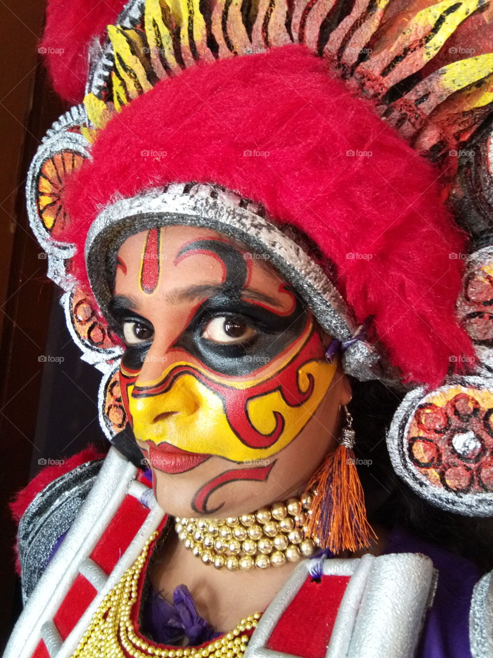 Make up traditional