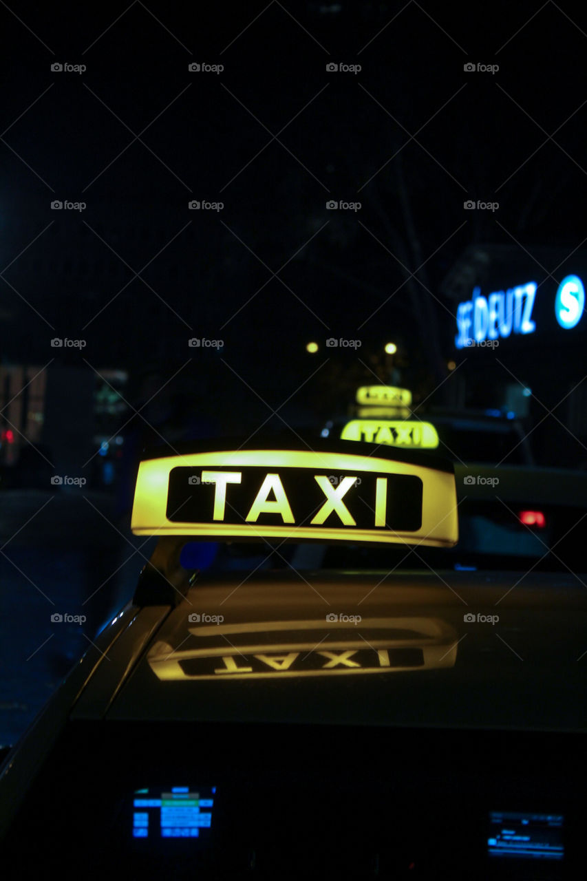 Taxi infront of Cologne-Deutz train station