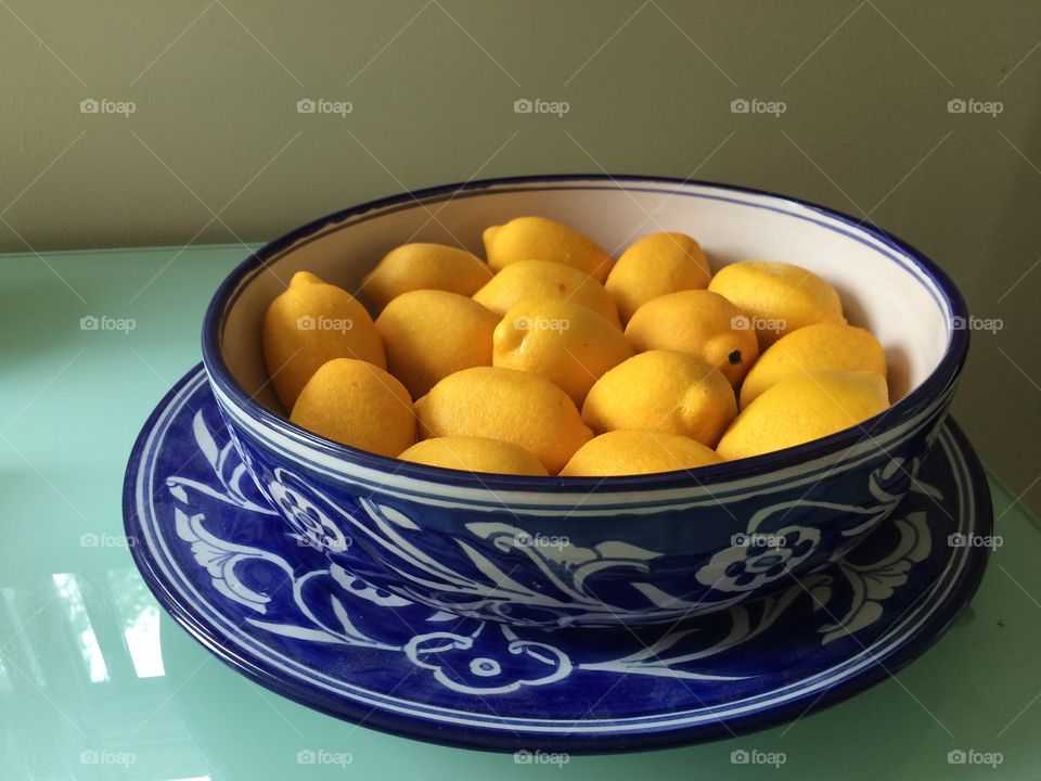 Lemons in a bowl
