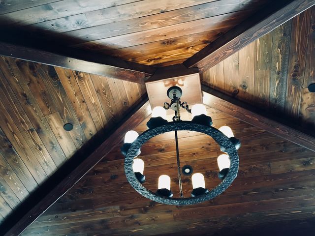 Chandelier 