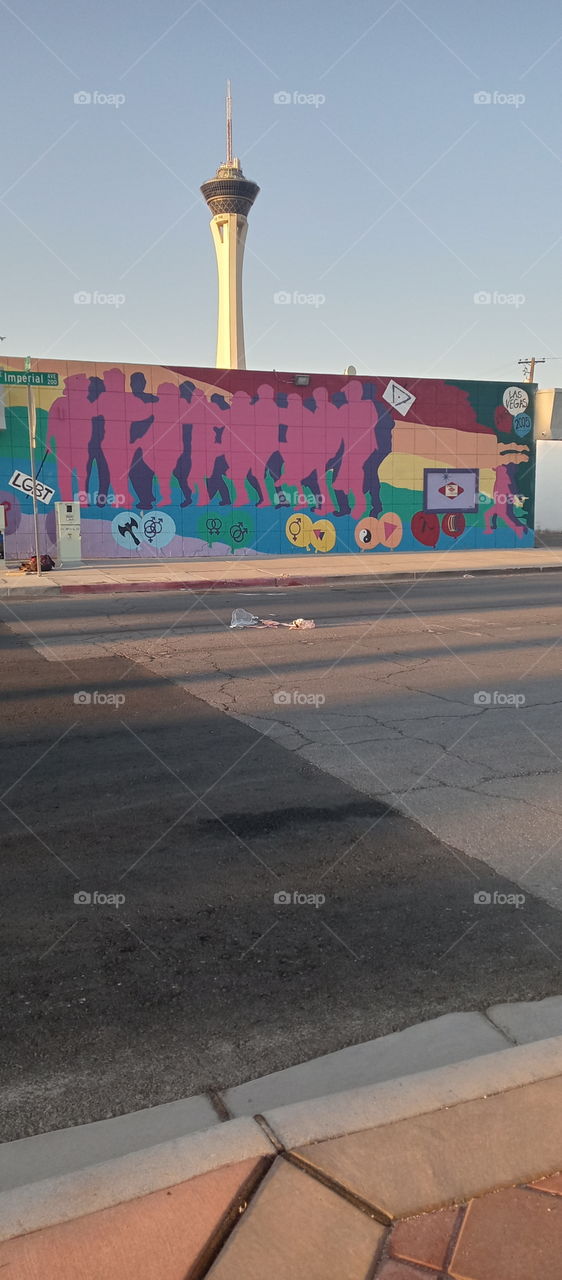 very creative artists keep making Vegas awesome guys one of my fave pics in my street art collection