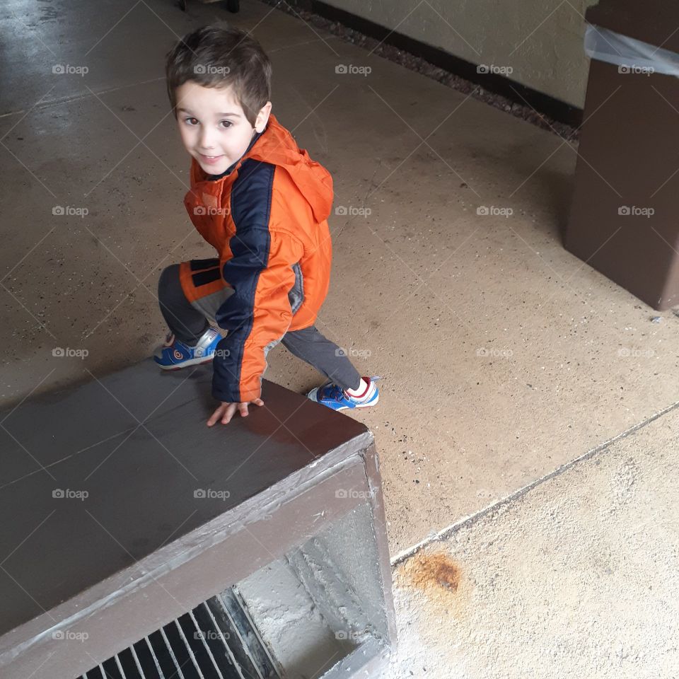 cute kid on a vent.