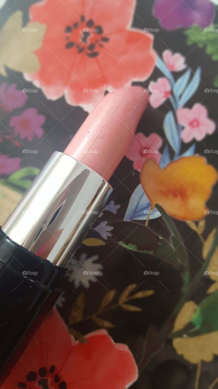 A pink lipstick