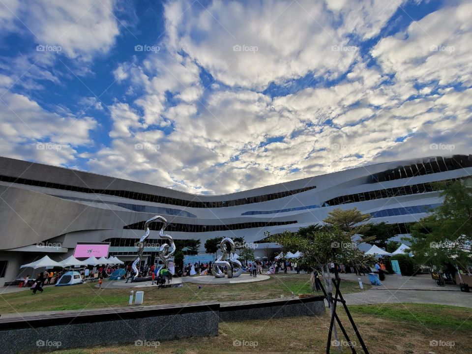 The National Library of Public Information (NLPI) is one of the earliest public libraries in Taiwan, founded in 1923. The NLPI's new main library was open on June 3, 2012, and renamed to its current name on January 1, 2013.