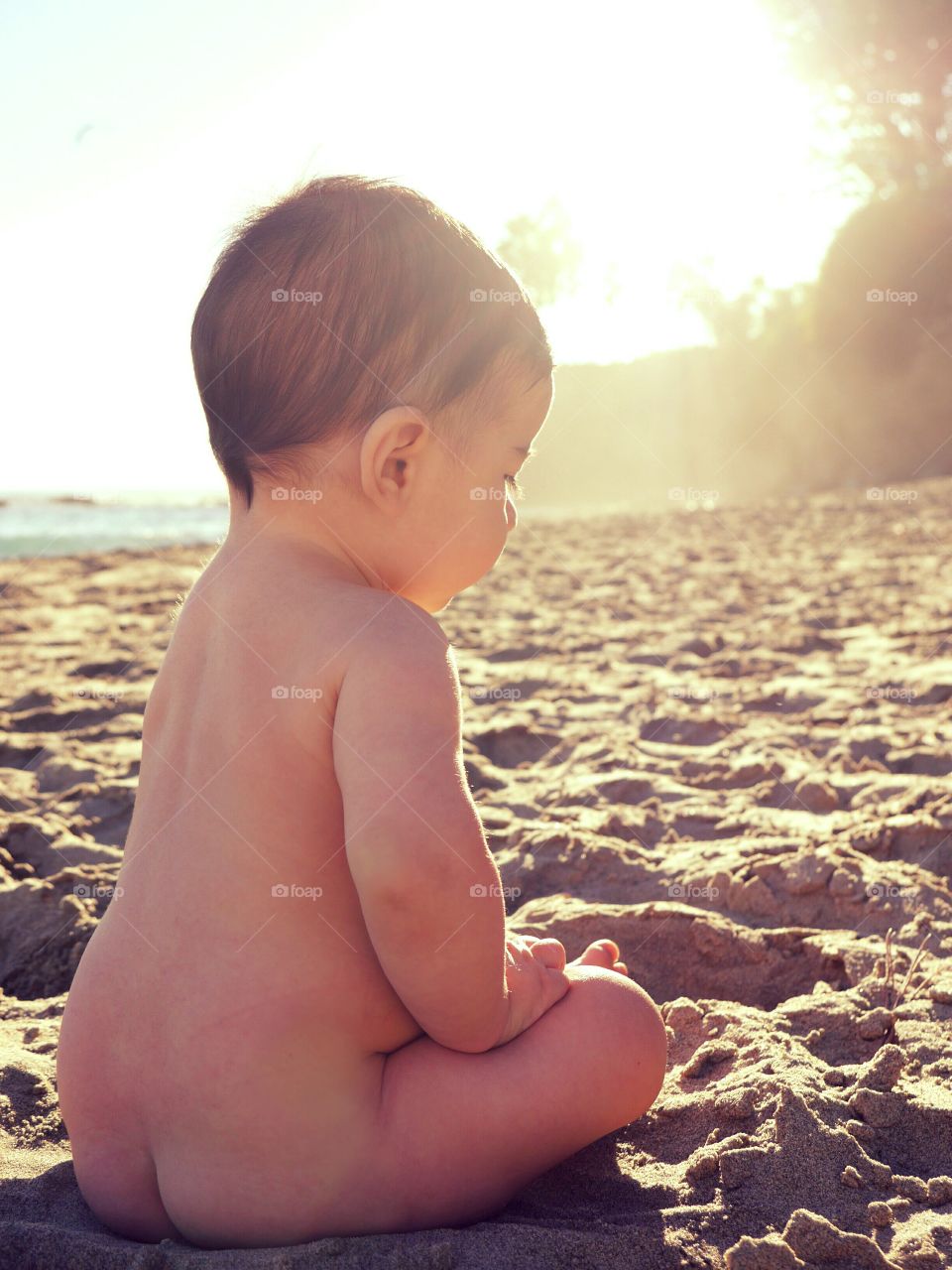 baby at th e beach