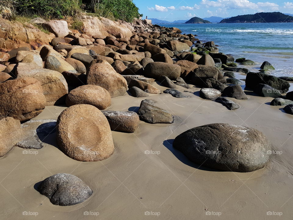 Praia dos Naufragados