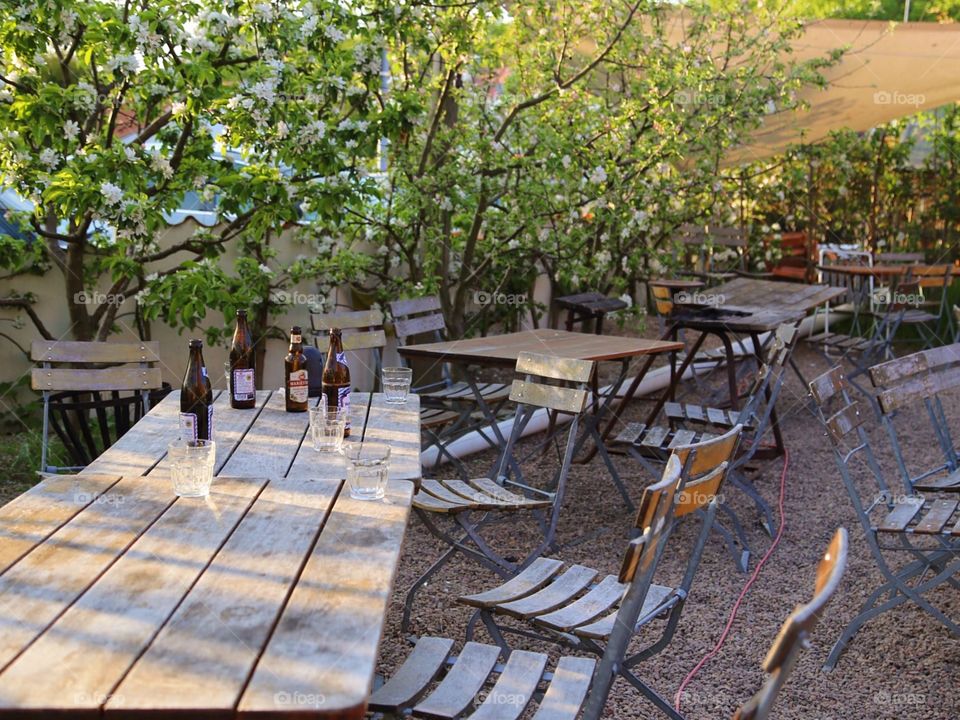 Restaurant garden tables and chairs