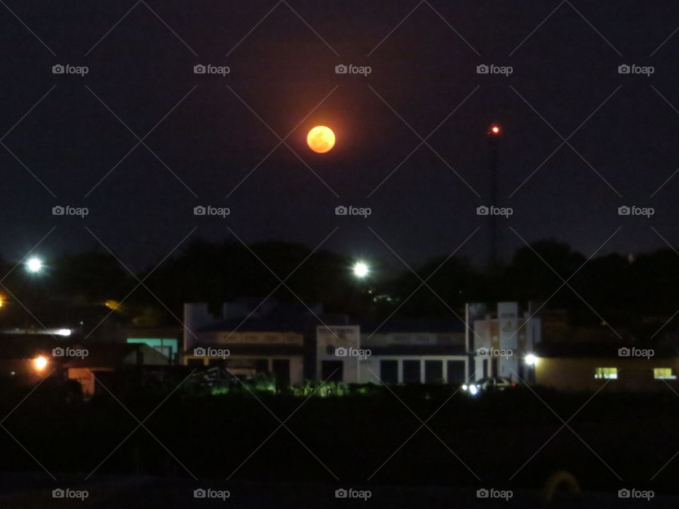 Super Moon in the city