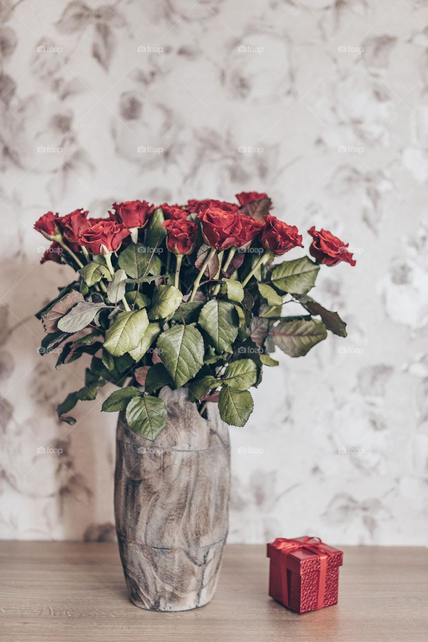 Flowers in the vase 