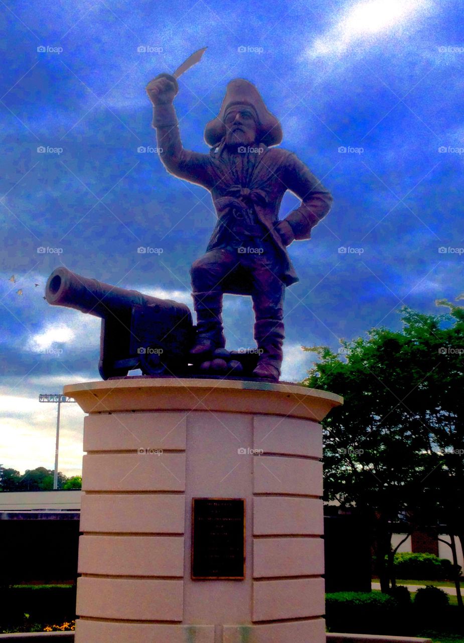 Stormy At Dowdy. Pee Dee The Pirate Statue