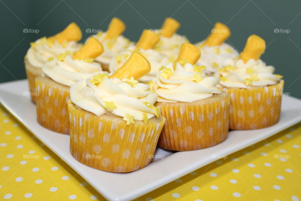 Close-up of cupcakes on tray