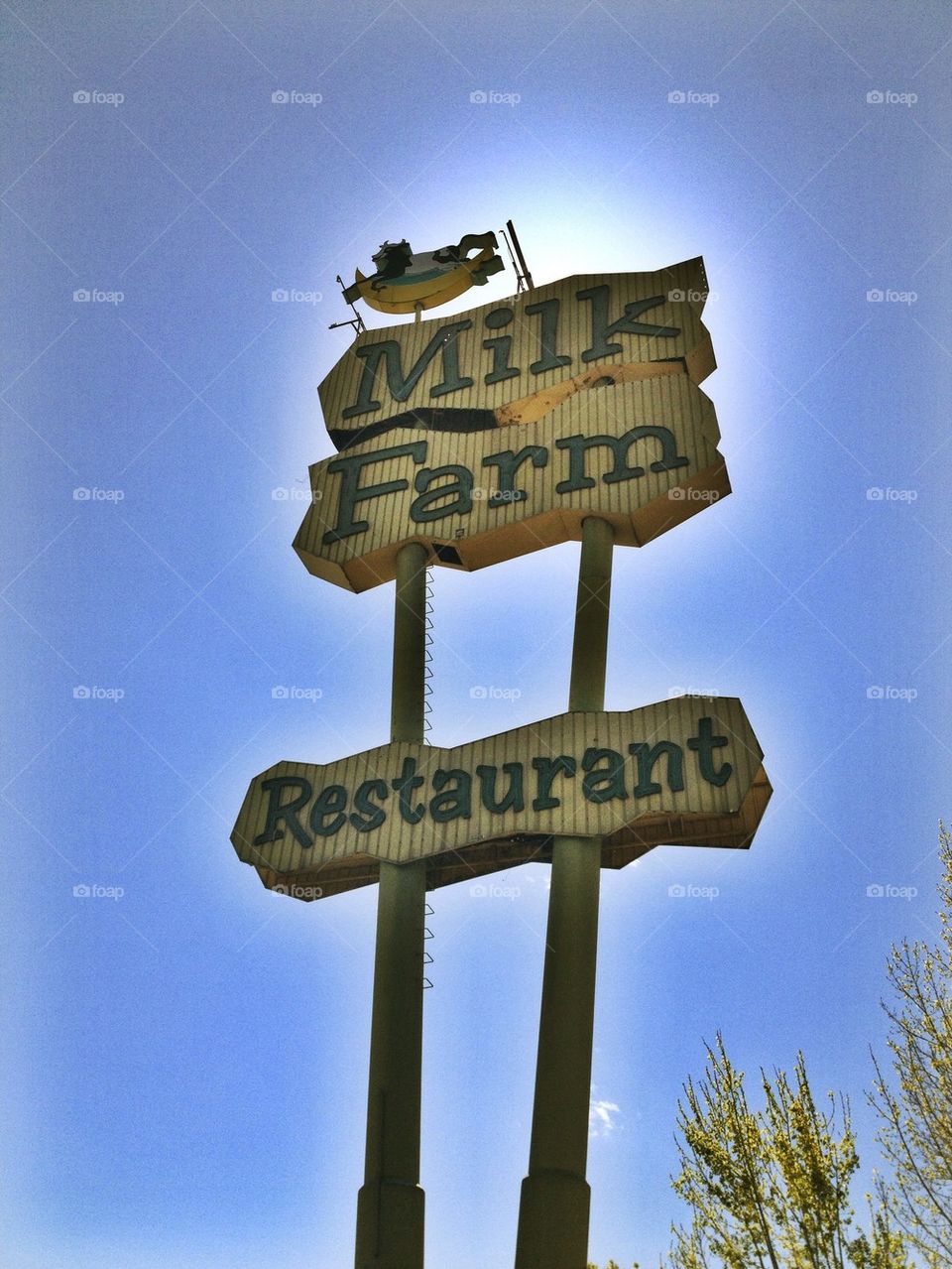 Old Milk Farm Restaurant Sign