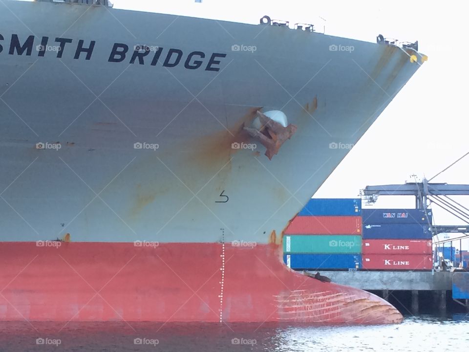 Port of Long Beach cargo ship 