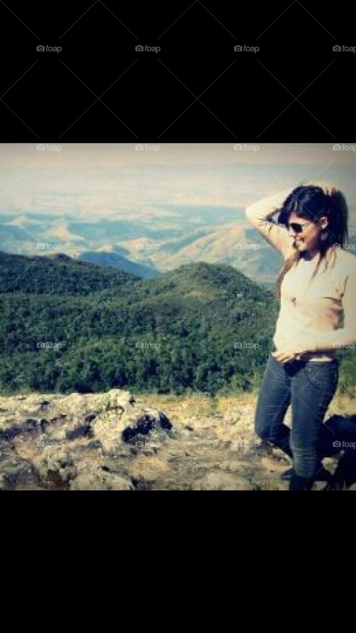 green girl nature smile by taisschoof