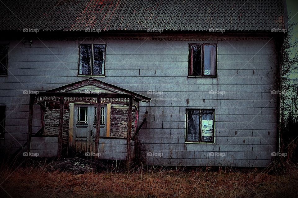 Old abandoned house