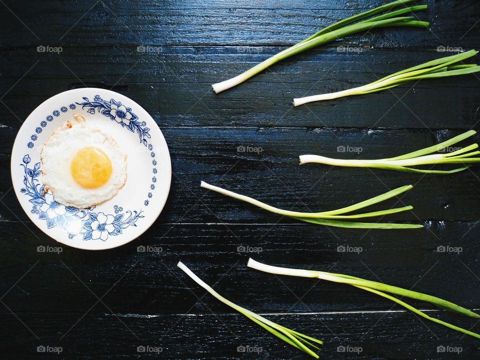 scrambled eggs and chives