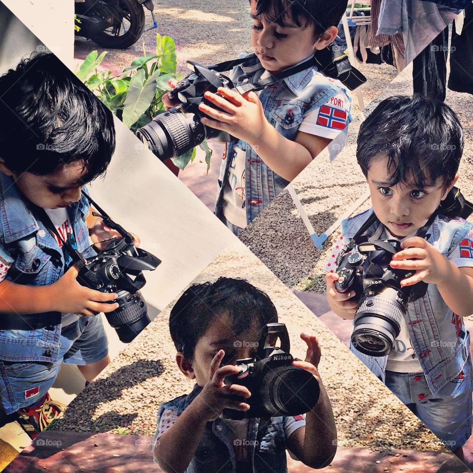 My brother in low ... He's name is Shahzad  Ahamed 
1.5 years old when am take this pic .
Vary cool and smart boy , when he look it some thing he do it perfectly .