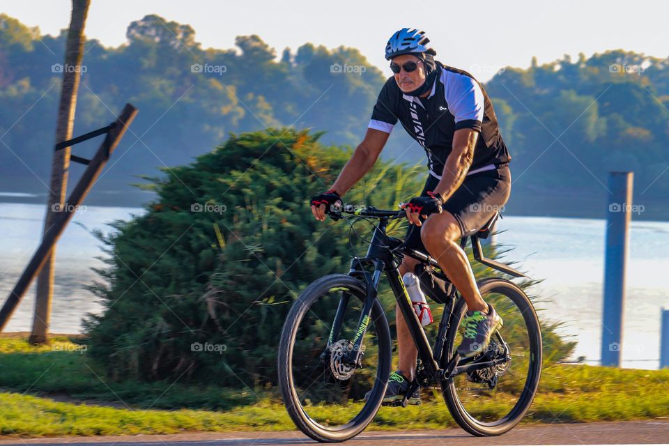 Cyclist on the track