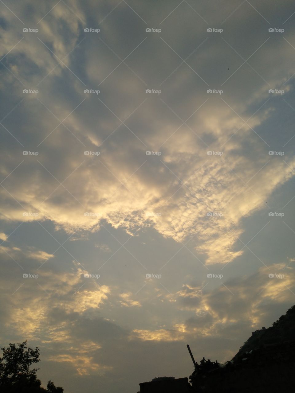 Low angle view of cloudy sky