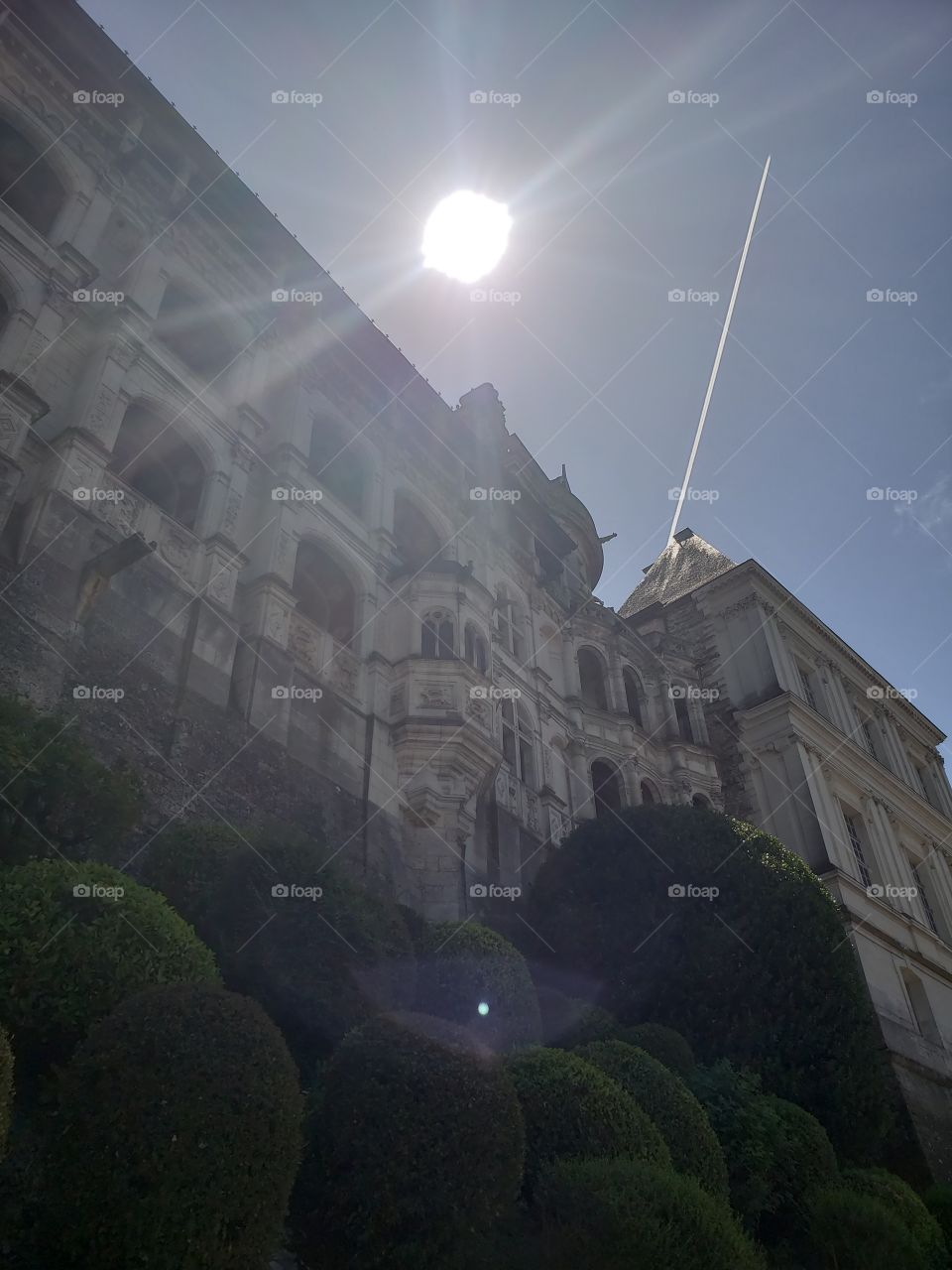 el sol bañando el palacio de Blois