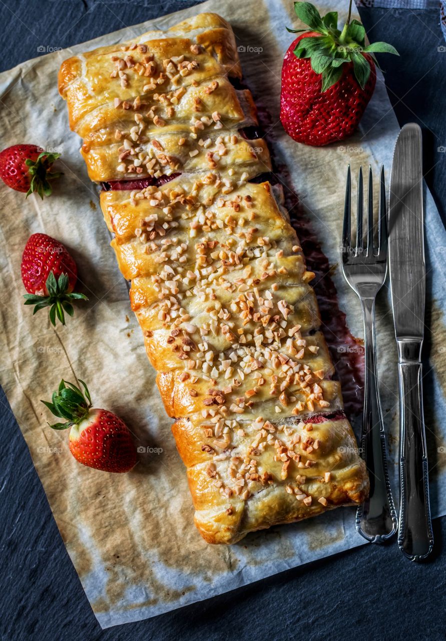 Strawberry and chocolate stuffed puff pastry braid