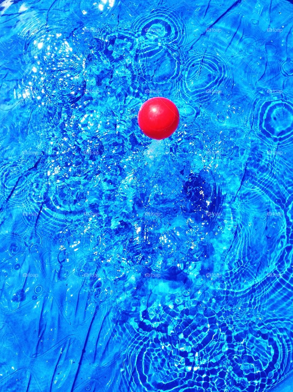 blue red water ball by hannahdagogo