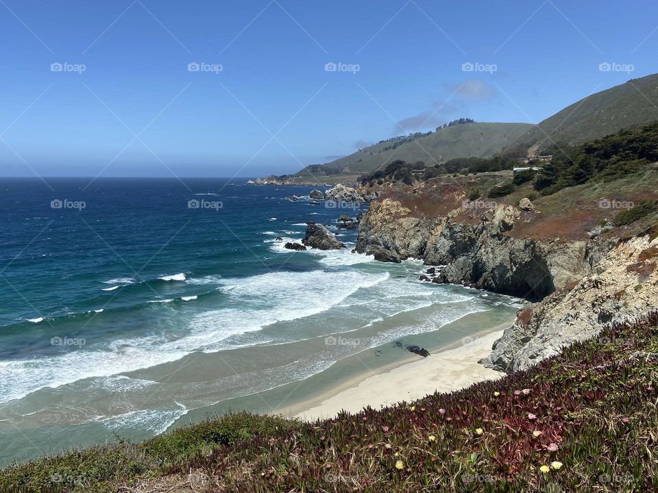 Ocean dunes on the Pacific Ocean