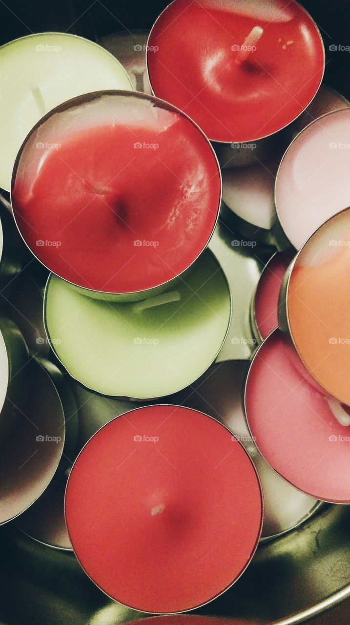 Decorative colourful tealights