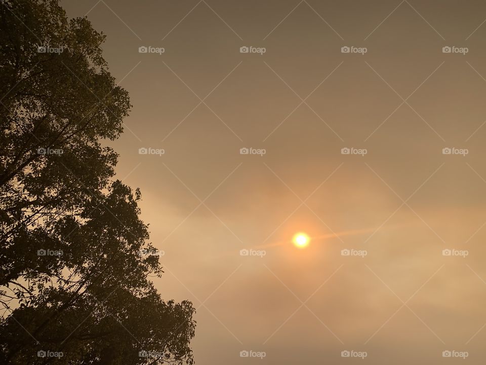 Dark grey smoky sky’s and sunset in California during the wildfires USA America 