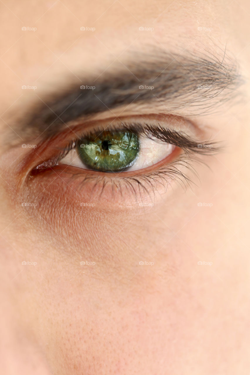 Green eye