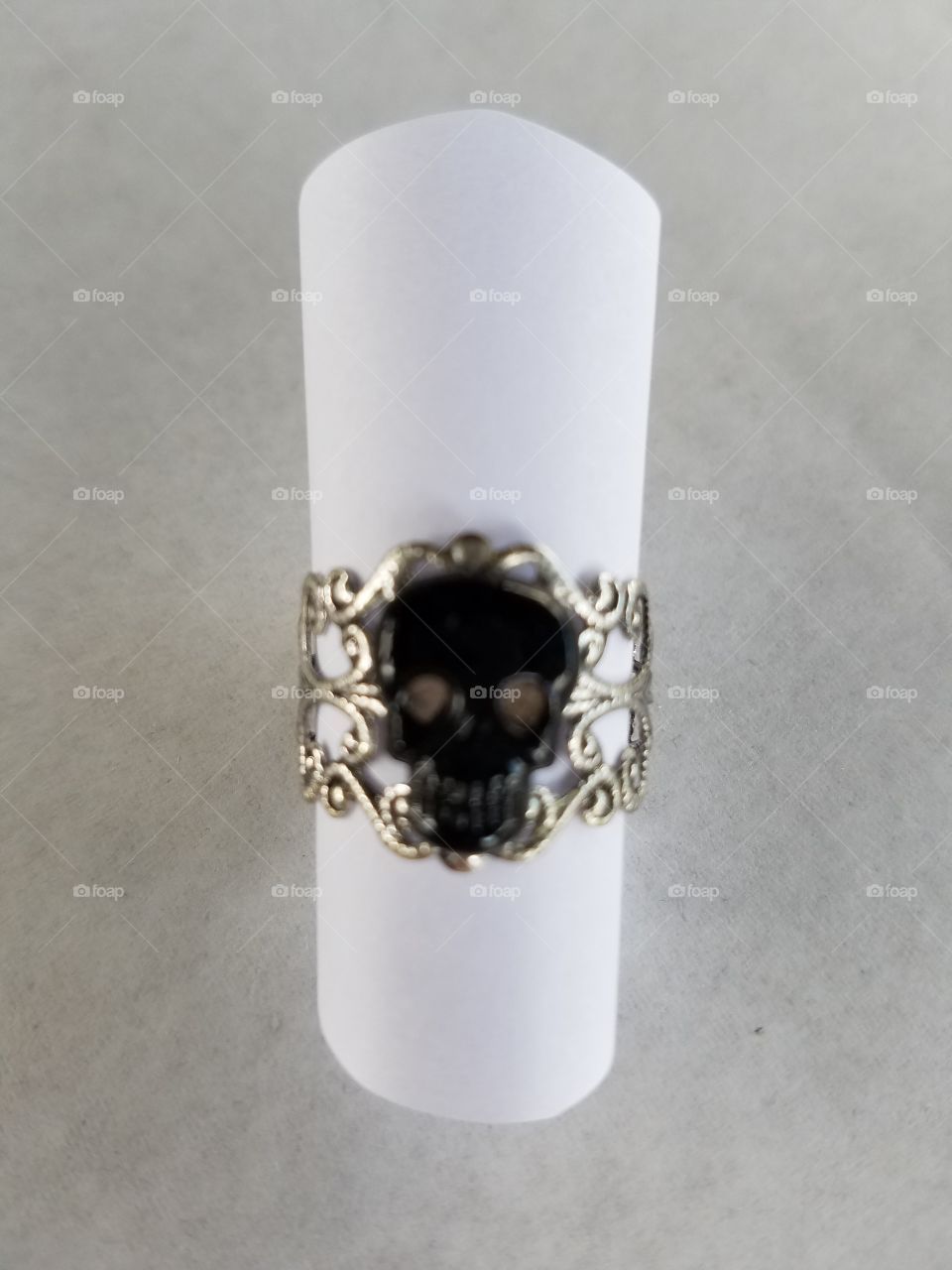 Skull ring