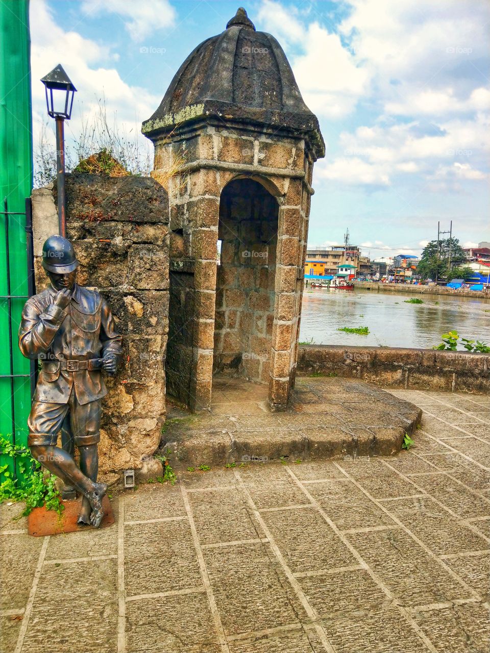 is he real or just a statue...