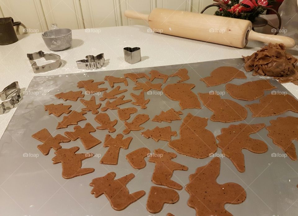 baking gingerbread