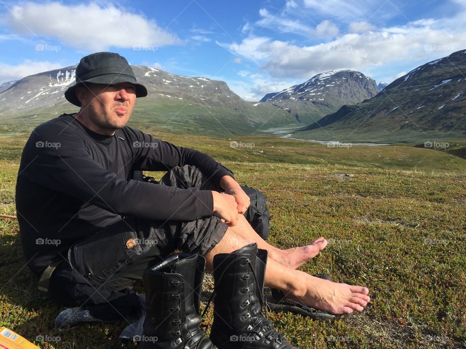 Break in a mountain hike