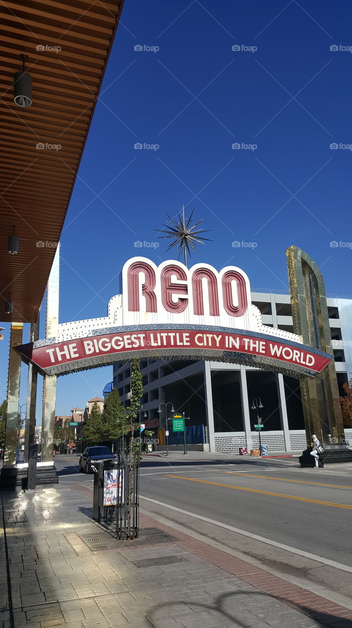 Reno sign with blue sky