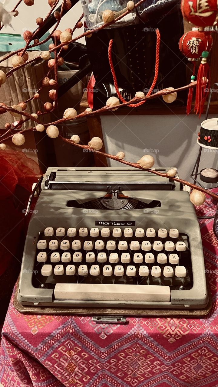 Vintage aesthetic typewriter 