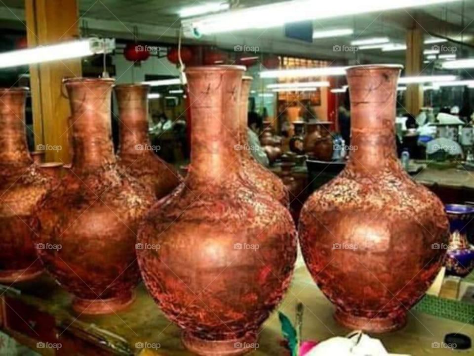 Vases for refinishing at Beijing