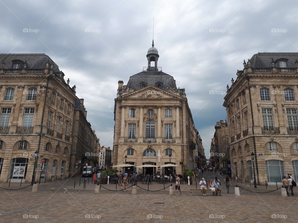 Big square in the middle of Bordeaux