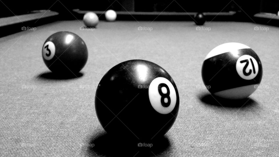 8 Ball. Black and white