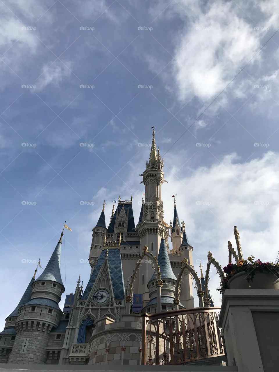 #day72 Everyday Disney World in Orlando Florida. I have been lost on Disney Properties consecutively since 4/3/19! You can find it on https://www.facebook.com/selsa.susanna or on IG SelsaCamacho YT SelsaSusanna • Magic Kingdom 6/13/19 Thursday