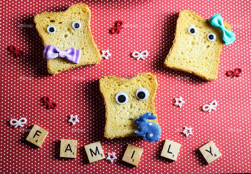 bread family funny character