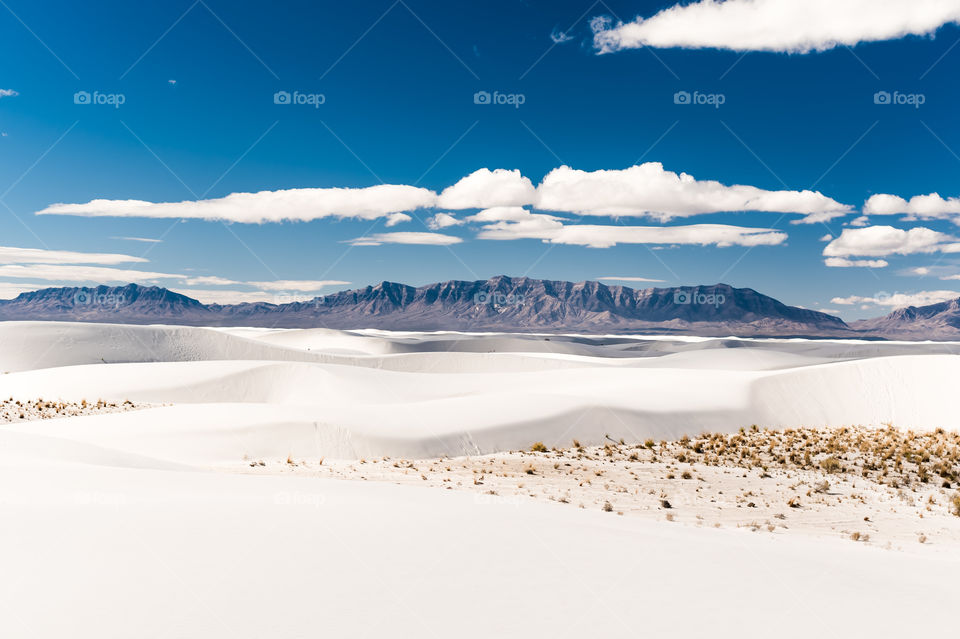Sand dunes and mountains of White Sands National Monument