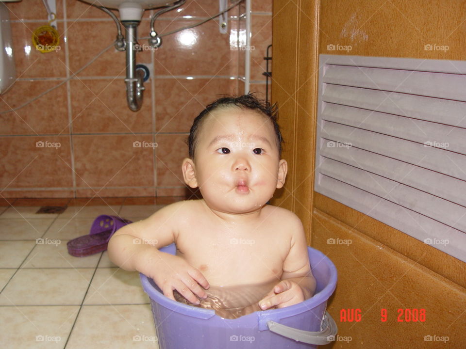 Bathroom, Bathtub, Bath, Child, Hygiene